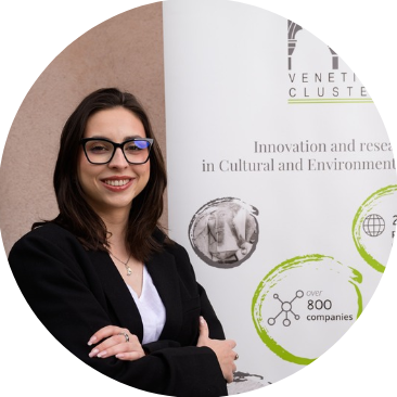 Elena Barbaro - Junior Project Manager 