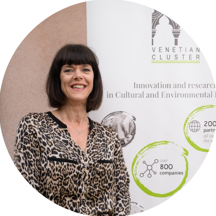 Lara Cernetic - Senior project manager